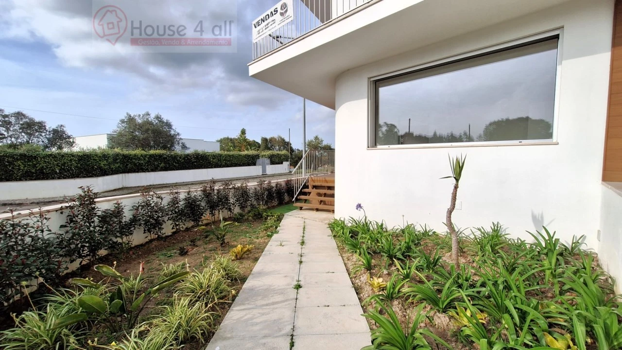 Moradia T4 para Venda em Nossa Senhora do Pópulo, Coto e São Gregório Foto 7