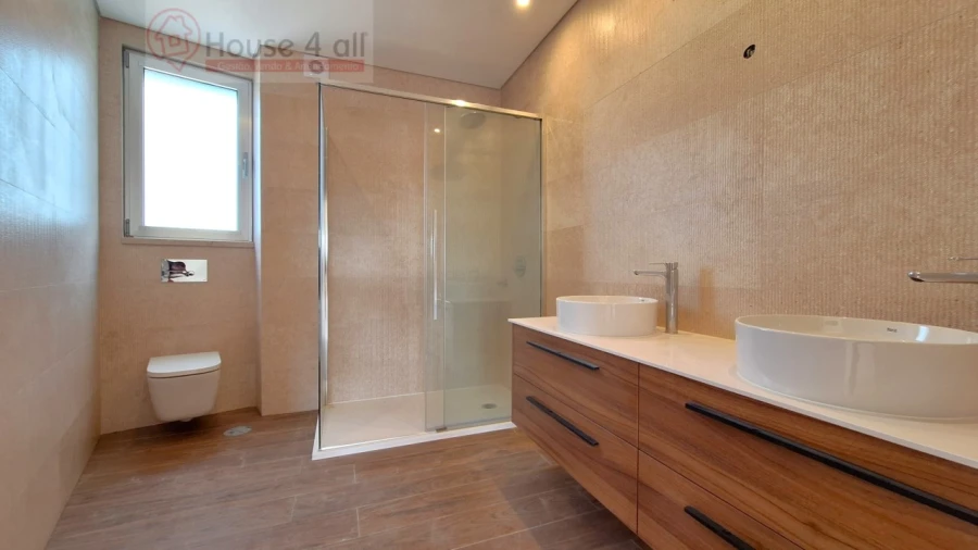 Moradia T4 para Venda em Nossa Senhora do Pópulo, Coto e São Gregório Foto 40