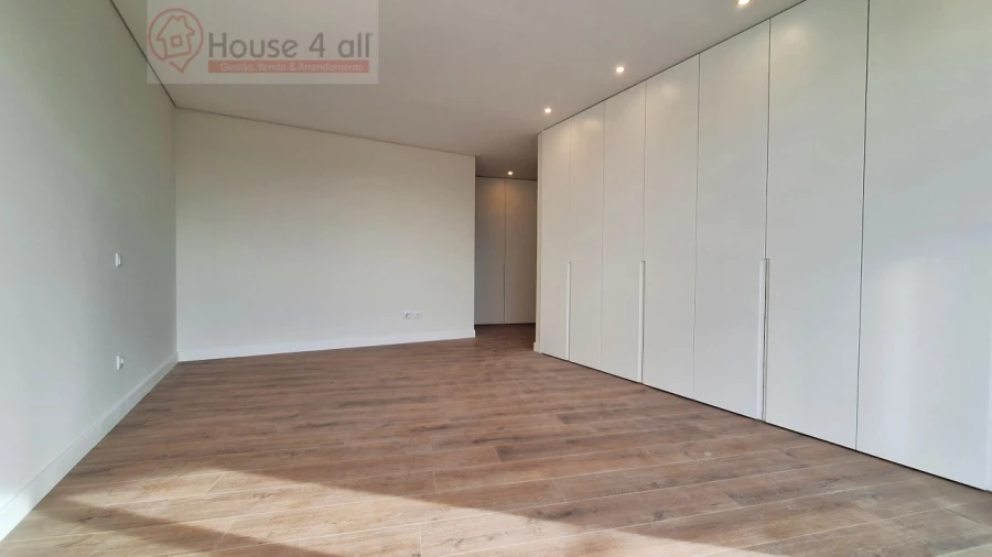 Moradia T4 para Venda em Nossa Senhora do Pópulo, Coto e São Gregório Foto 43