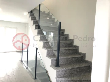 Moradia T3 para Venda em Corroios