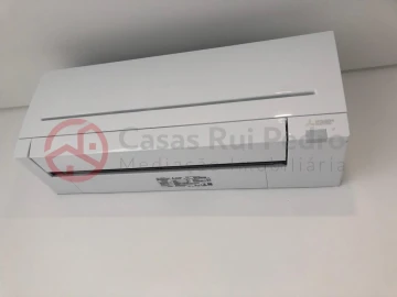 Moradia T3 para Venda em Corroios