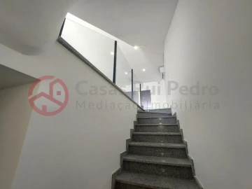 Moradia T3 para Venda em Corroios