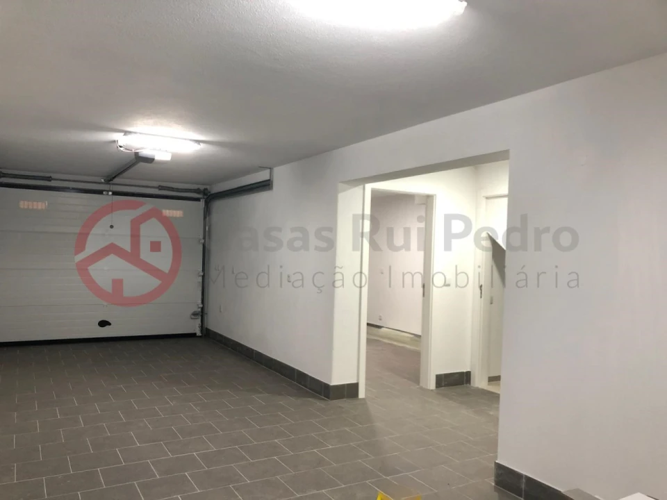 Moradia T3 para Venda em Corroios Foto 26