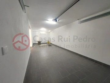 Moradia T3 para Venda em Corroios