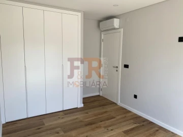 Moradia T3 para Venda em Fernao Ferro