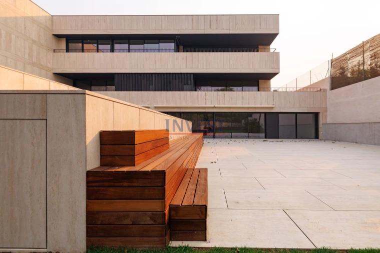 Apartamento T4 para Venda em Aldoar, Foz do Douro e Nevogilde Foto 2