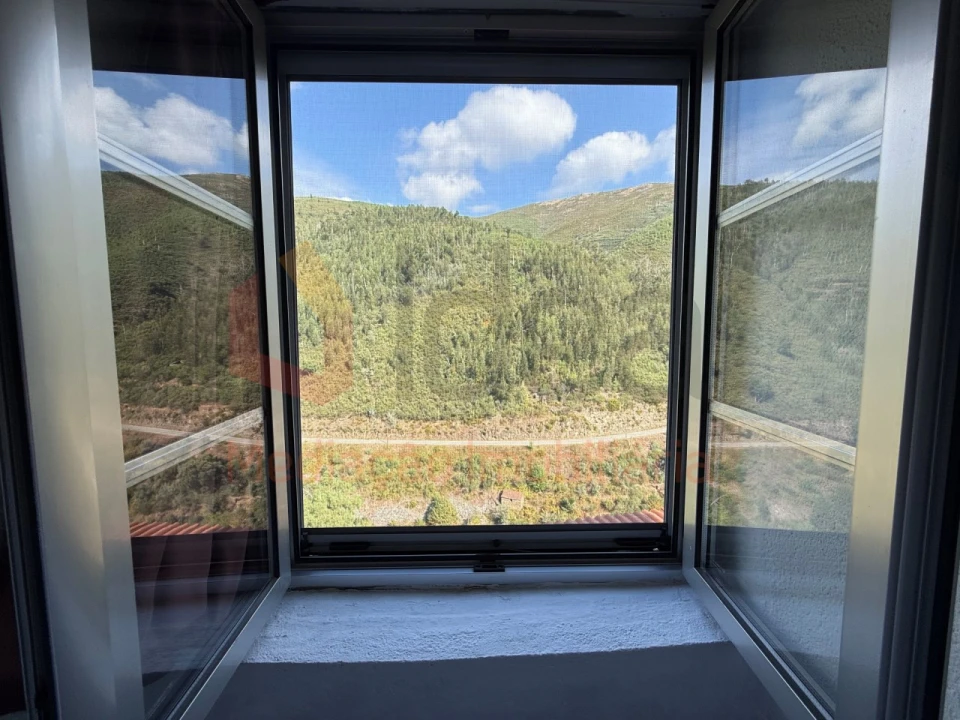 Moradia T2 para Venda em Cerdeira e Moura da Serra Foto 20