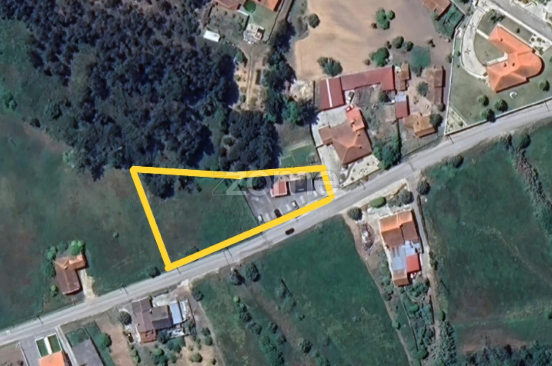 Terreno para Venda em Vinha da Rainha Foto 2