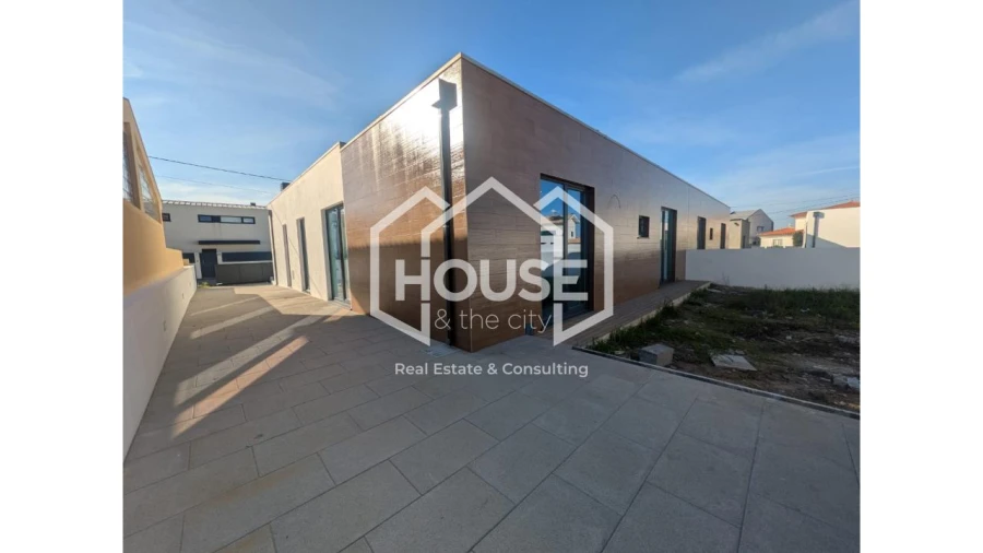 Moradia T3 para Venda em Gafanha da Encarnação Foto 16