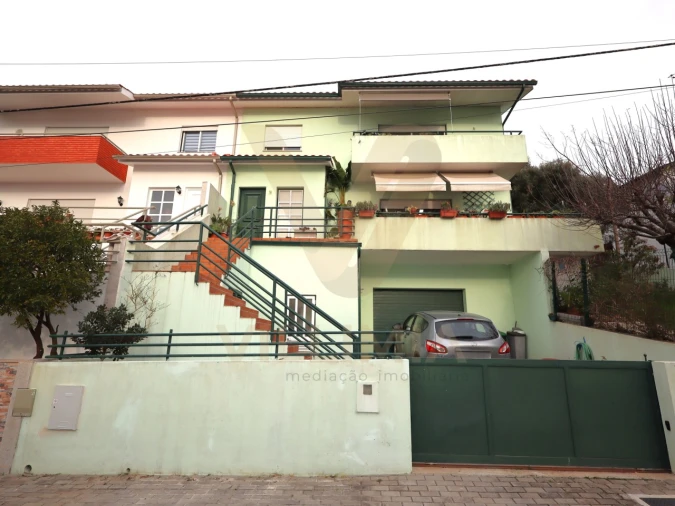 Moradia T3 para Venda em Feitosa