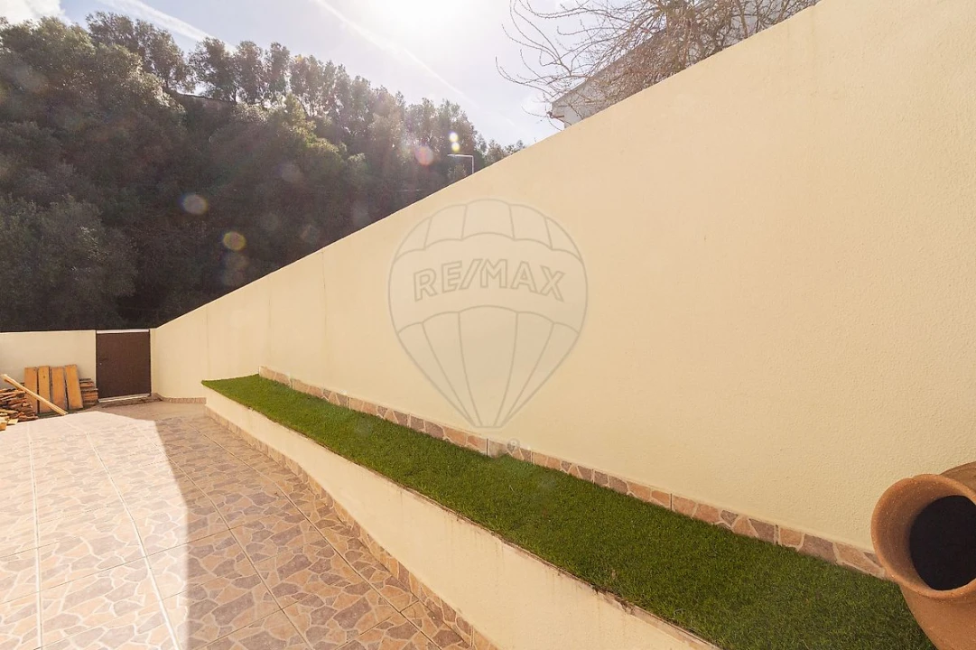 Moradia T4 para Venda em Castanheira do Ribatejo e Cachoeiras Foto 46