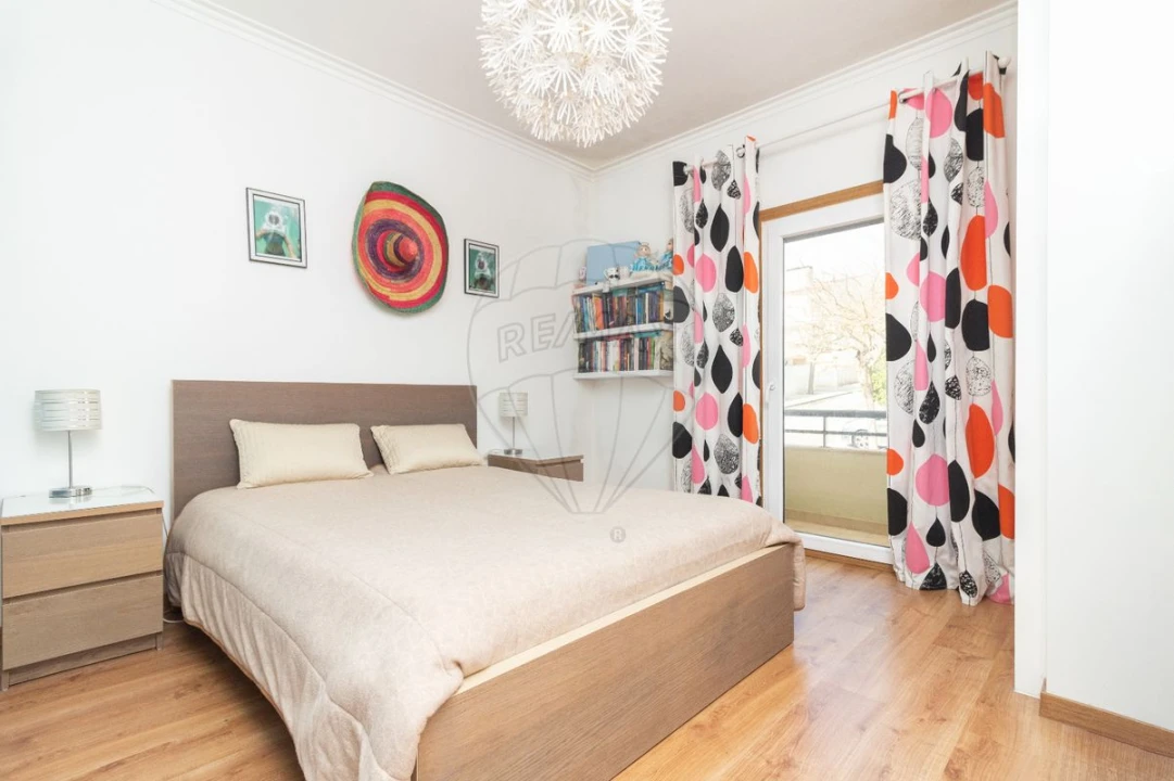 Moradia T4 para Venda em Castanheira do Ribatejo e Cachoeiras Foto 16