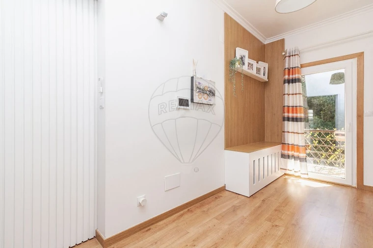 Moradia T4 para Venda em Castanheira do Ribatejo e Cachoeiras Foto 39