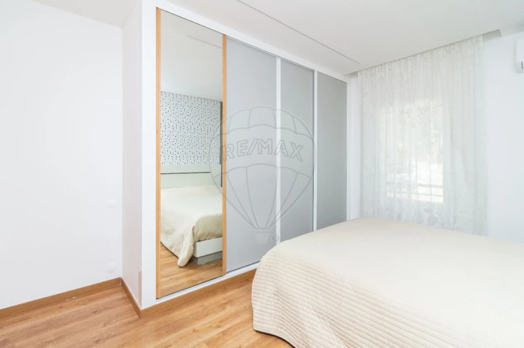 Moradia T4 para Venda em Castanheira do Ribatejo e Cachoeiras Foto 12