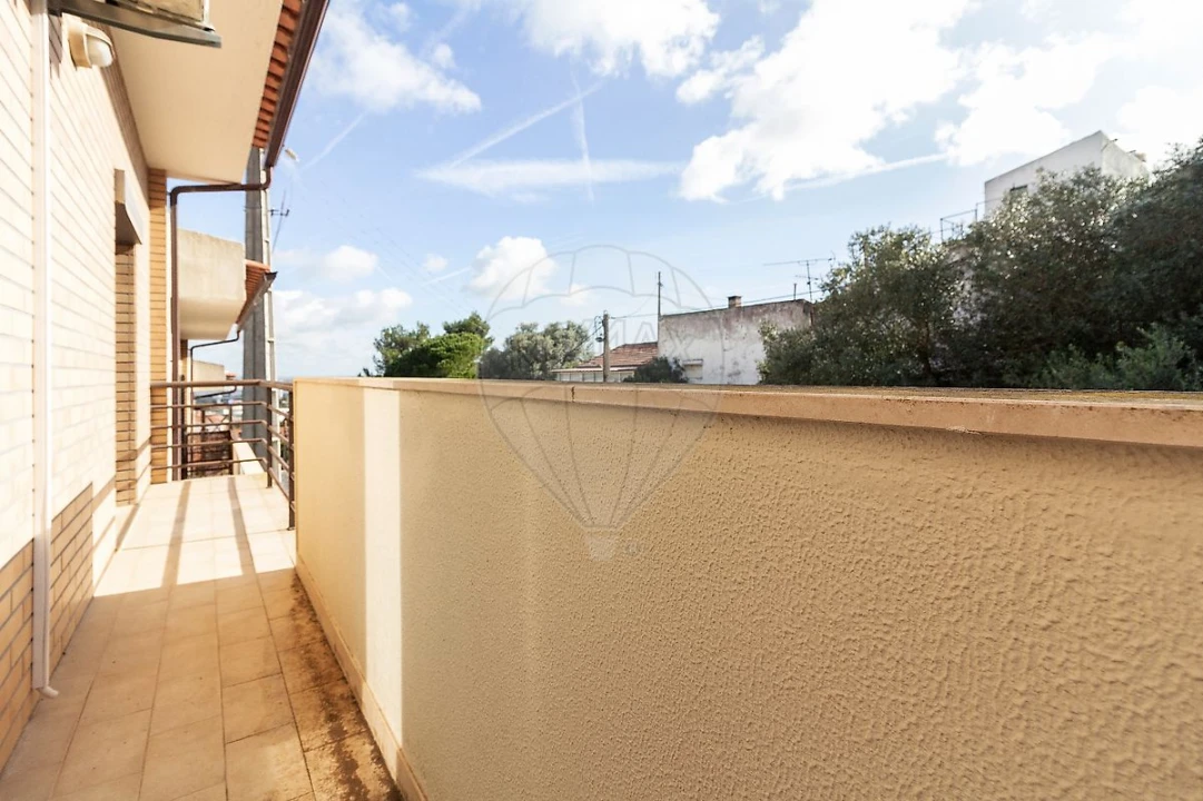 Moradia T4 para Venda em Castanheira do Ribatejo e Cachoeiras Foto 3