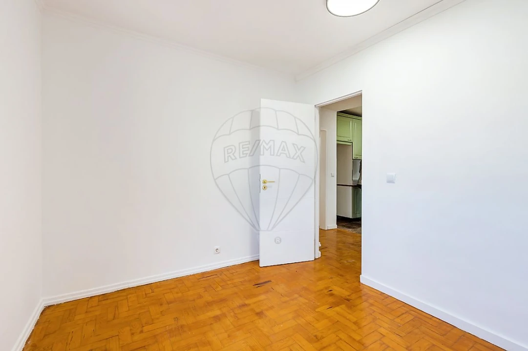 Apartamento T3 para Venda em Olivais Foto 8