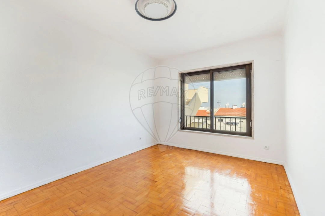 Apartamento T3 para Venda em Olivais Foto 1