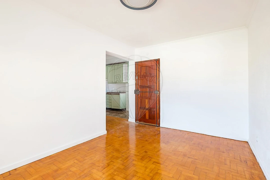 Apartamento T3 para Venda em Olivais Foto 2