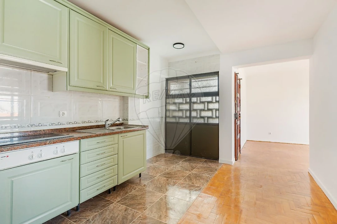Apartamento T3 para Venda em Olivais Foto 5