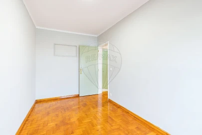 Apartamento T3 para Venda em Olivais