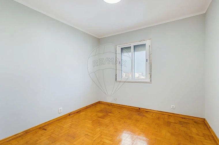 Apartamento T3 para Venda em Olivais Foto 7