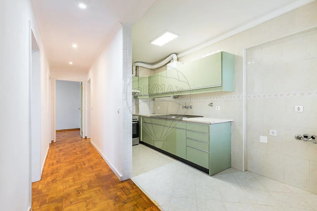 Apartamento T3 para Venda em Olivais Foto 4