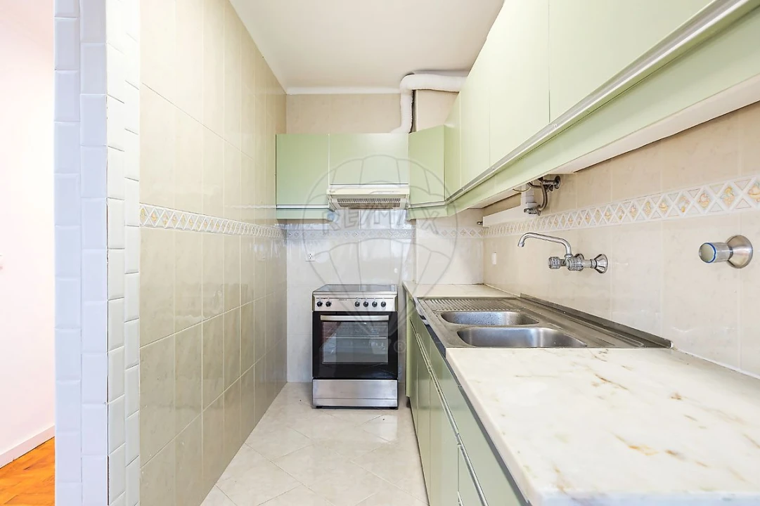 Apartamento T3 para Venda em Olivais Foto 5