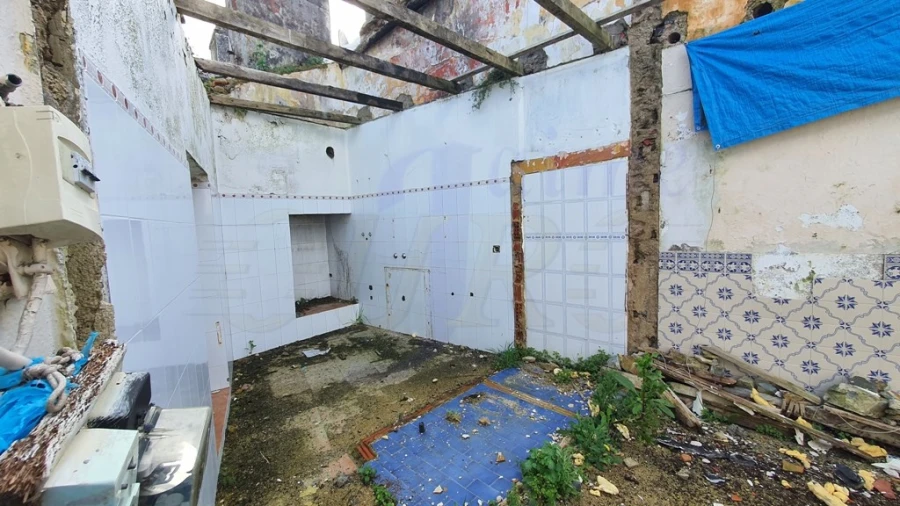 Moradia T2 para Venda em Santa Maria e São Miguel, São Martinho, São Pedro Penaferrim Foto 3