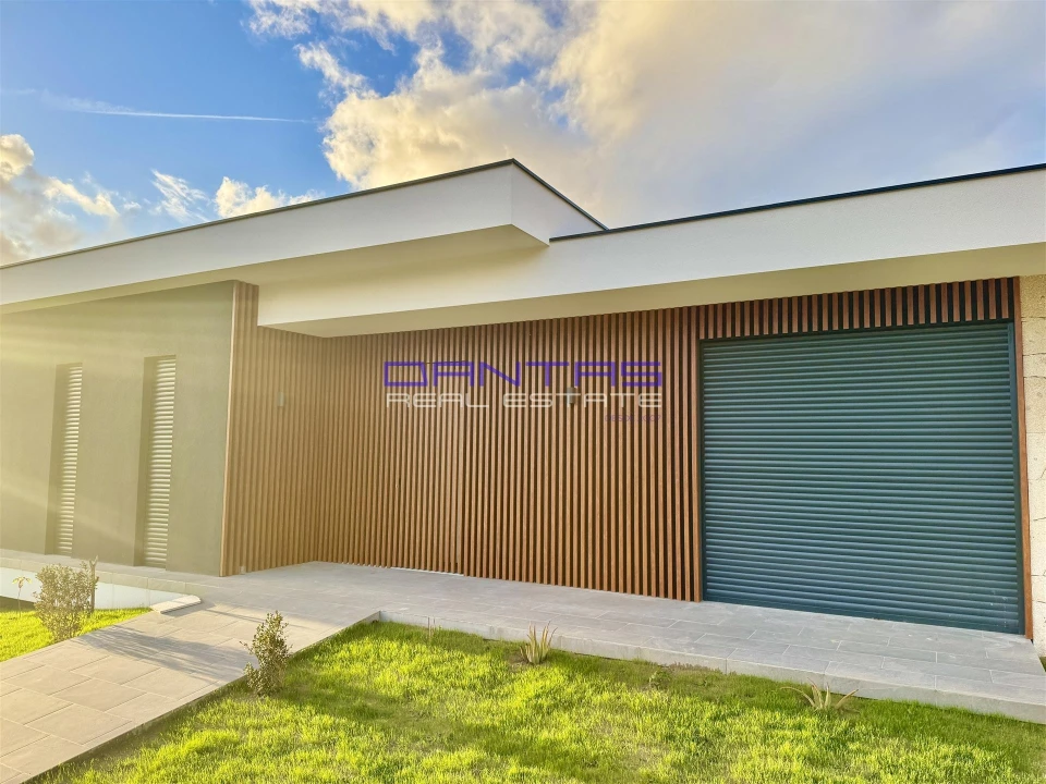 Moradia T3 para Venda em Vila Verde e Barbudo Foto 15