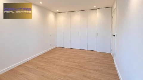 Moradia T4 para Venda em Palmeira