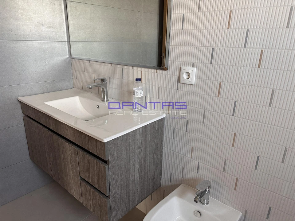 Moradia T7 para Venda em Vila de Prado Foto 14