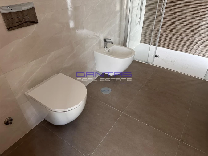 Moradia T7 para Venda em Vila de Prado Foto 17