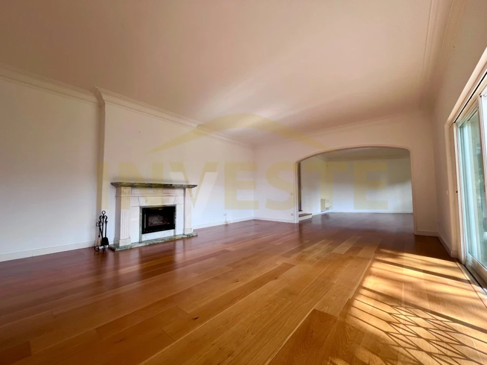 Moradia T5 para Arrendamento em Cascais e Estoril Foto 4