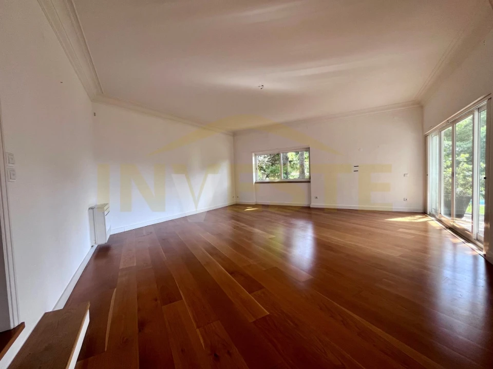 Moradia T5 para Arrendamento em Cascais e Estoril Foto 3