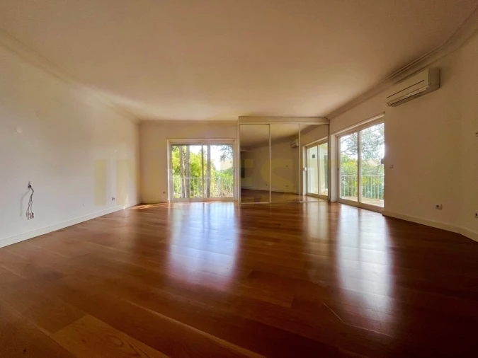 Moradia T5 para Arrendamento em Cascais e Estoril Foto 13