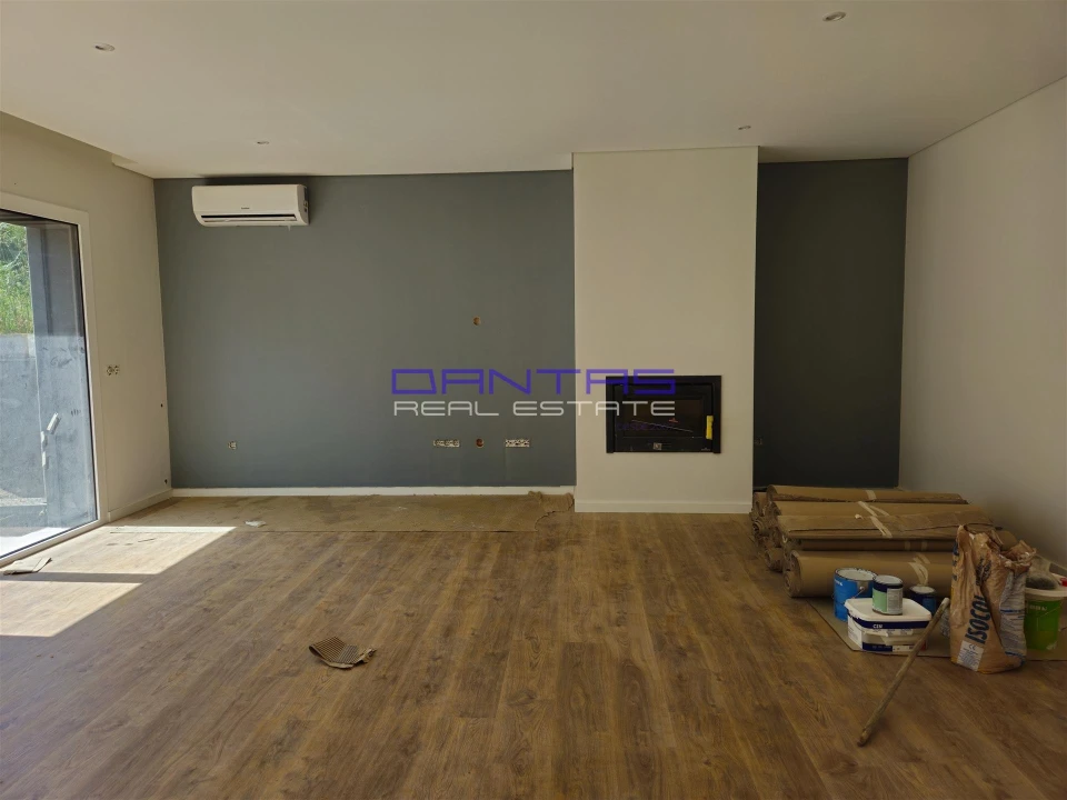 Moradia T4 para Venda em Mire de Tibães Foto 17