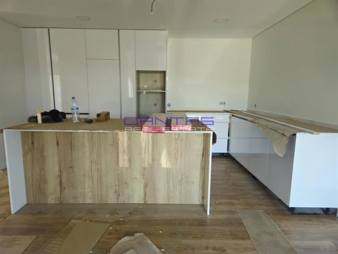 Moradia T4 para Venda em Mire de Tibães Foto 21