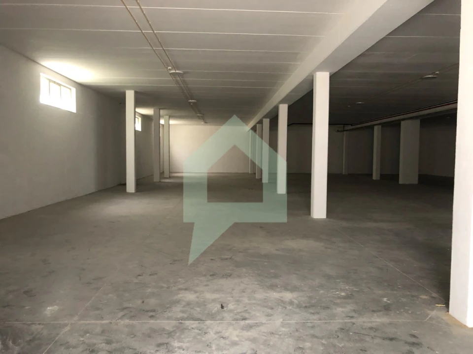 Armazém para Arrendamento em Rio Covo (Santa Eugenia) Foto 4