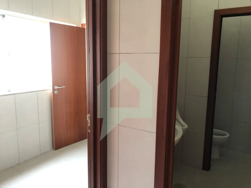 Armazém para Arrendamento em Rio Covo (Santa Eugenia) Foto 10