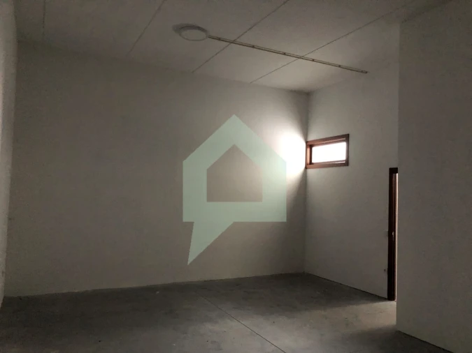 Armazém para Arrendamento em Rio Covo (Santa Eugenia) Foto 15