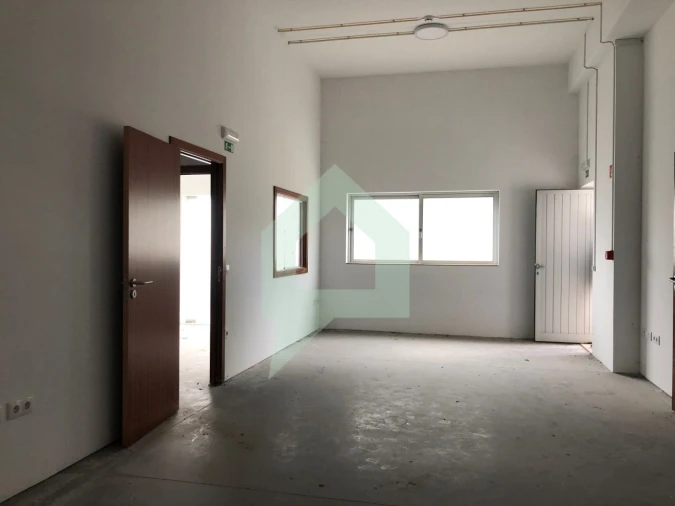 Armazém para Arrendamento em Rio Covo (Santa Eugenia) Foto 23