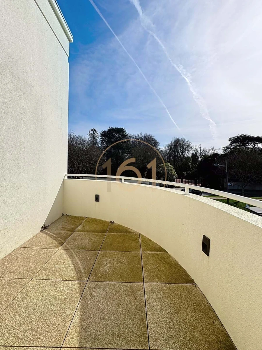 Escritório para Venda em Lordelo do Ouro e Massarelos Foto 12