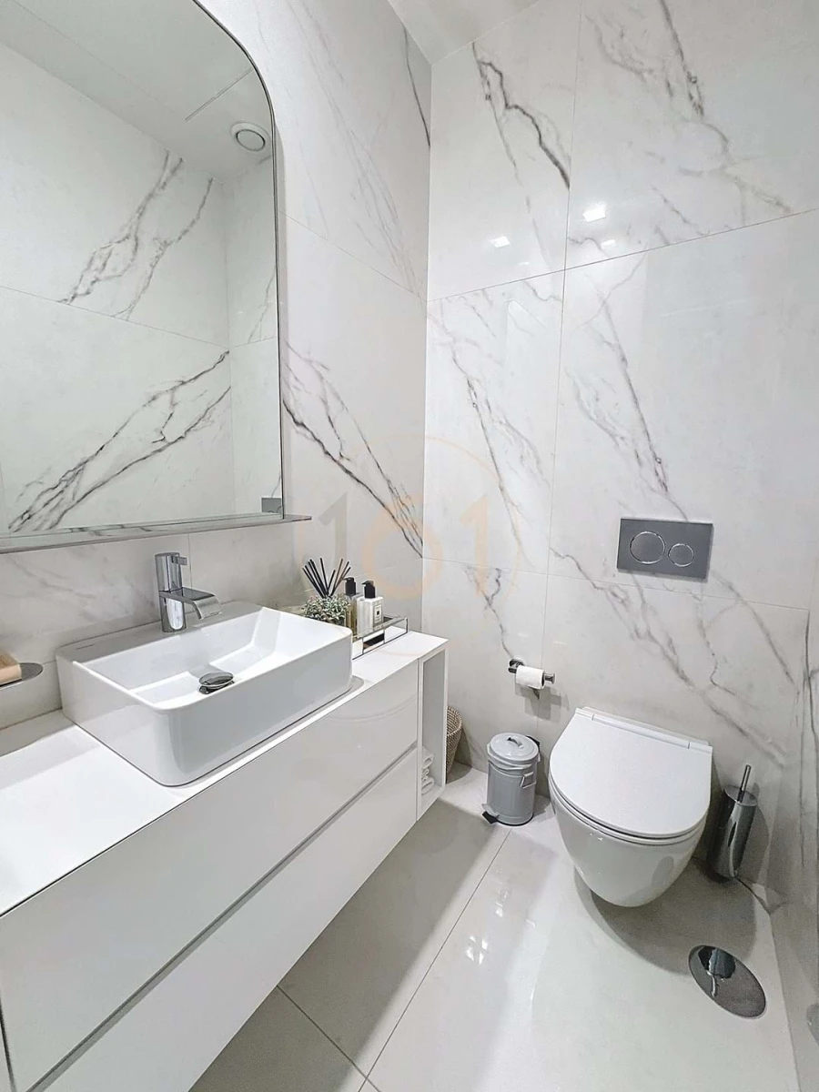 Escritório para Venda em Lordelo do Ouro e Massarelos Foto 23