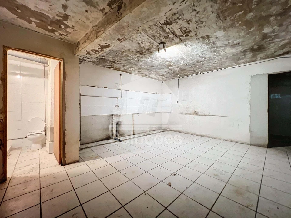 Armazém para Venda em Portimão Foto 9