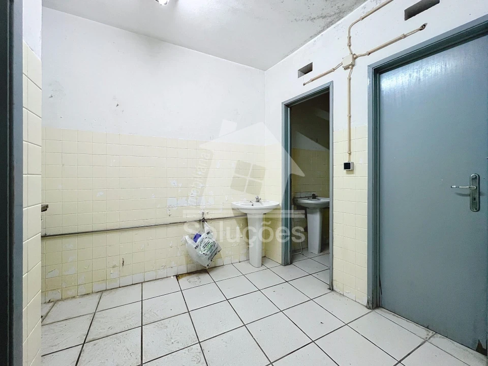 Armazém para Venda em Portimão Foto 11