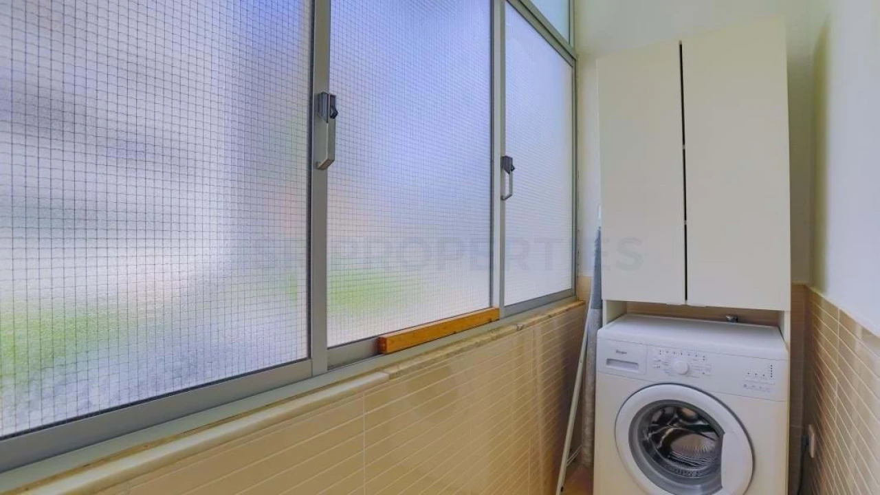 Apartamento T2 para Venda em Quarteira Foto 16