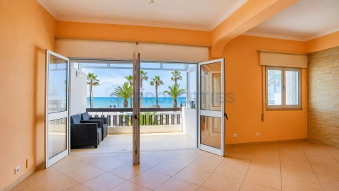 Apartamento T2 para Venda em Quarteira