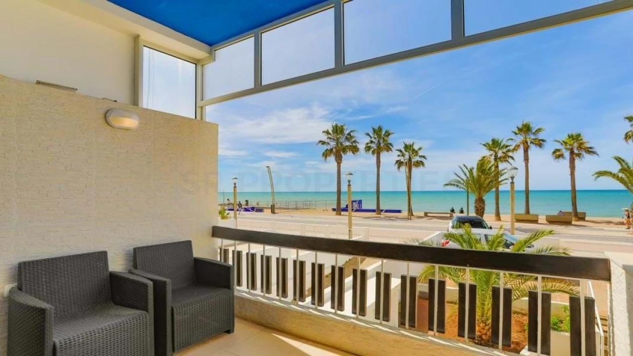 Apartamento T2 para Venda em Quarteira Foto 7