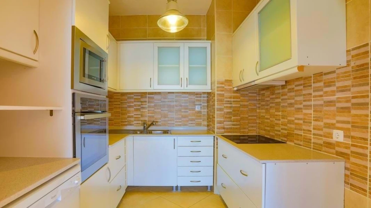 Apartamento T2 para Venda em Quarteira Foto 13