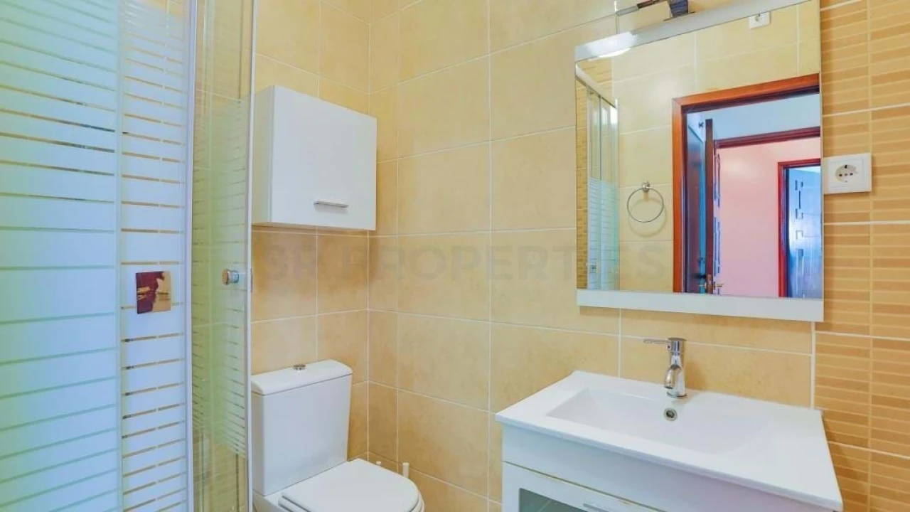Apartamento T2 para Venda em Quarteira Foto 15